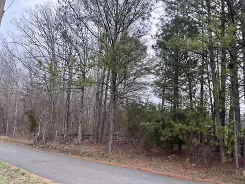 000 Branam Rd SE, Old Fort, TN 37362