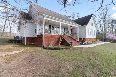 312 Wild Turkey Ln, Soddy Daisy, TN 37379