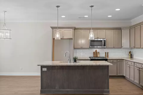 Kitchen - 7236 Tailgate Loop, Ooltewah, TN 37363 photo 2 of 8