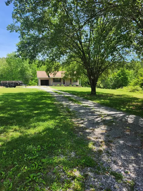 1672 County Road 250, Niota, TN 37826