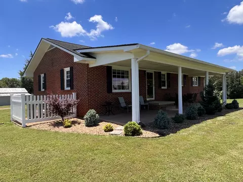 145 County Road 791, Etowah, TN 37331