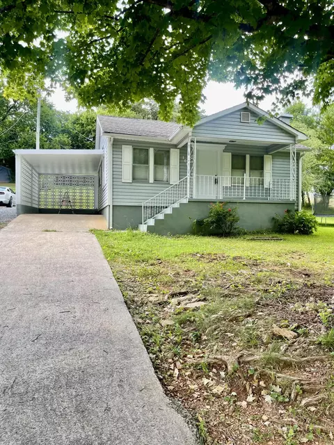 108 Alford St, Athens, TN 37303