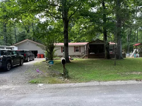 125 Carolyn Ln, Decatur, TN 37322
