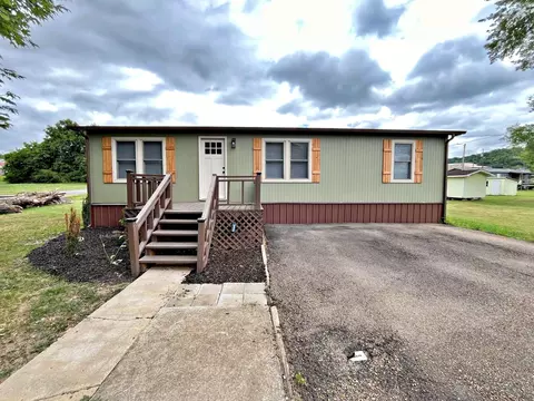 150 Creek St, Decatur, TN 37322