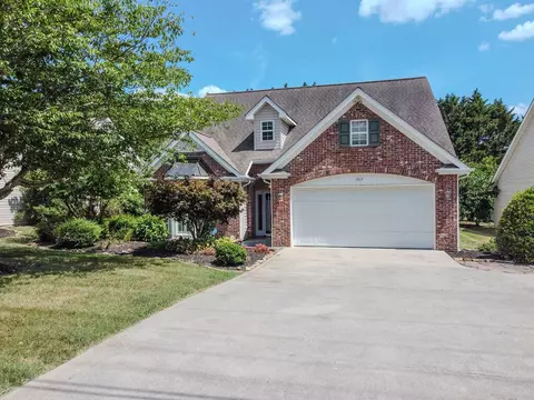 1017 Crestway Dr, Athens, TN 37303