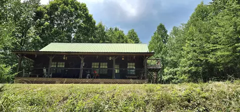 363 Shields Branch Rd, Tellico Plains, TN 37385