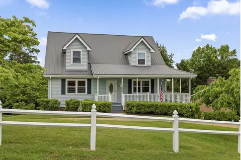 1006 Panorama Dr, Chattanooga, TN 37421