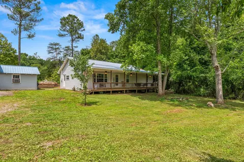 131 Driftwood Ln, Old Fort, TN 37362