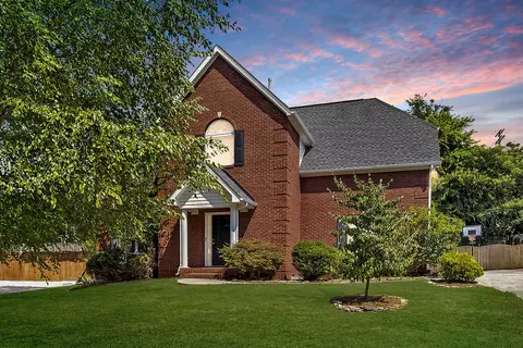 12625 Coral Reef Cir, Knoxville, TN 37922