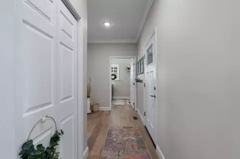 Entry Way - 1004 Valley Dr, Athens, TN 37303 photo 1 of 3