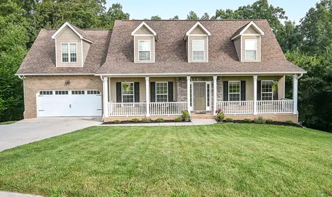 202 Hancock Oaks Trce, Cleveland, TN 37323