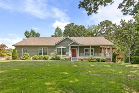 117 County Rd, Etowah, TN 37331