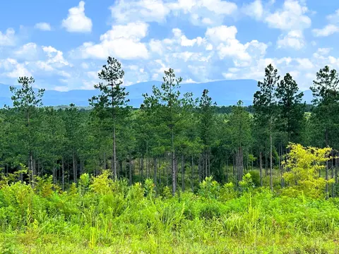 18 Hughes Lake Road Southeast, Cleveland, TN 37323