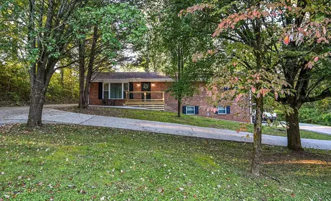 325 Mohawk Dr NW, Cleveland, TN 37312