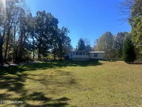 433 S Wilder Ave, Rockwood, TN 37854