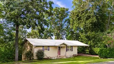 477 Perimeter Rd, Benton, TN 37307