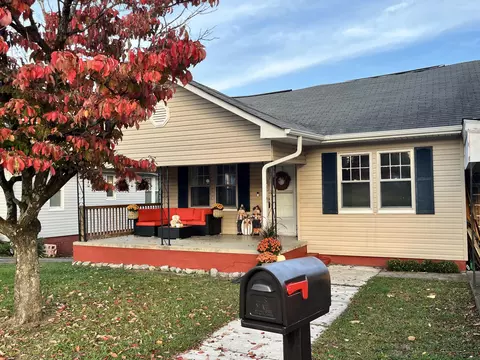 515 Indiana Ave, Etowah, TN 37331