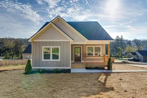 130 Douglas Cir NW, Cleveland, TN 37311