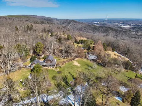 186 Kinzalow Dr, Dayton, TN 37321
