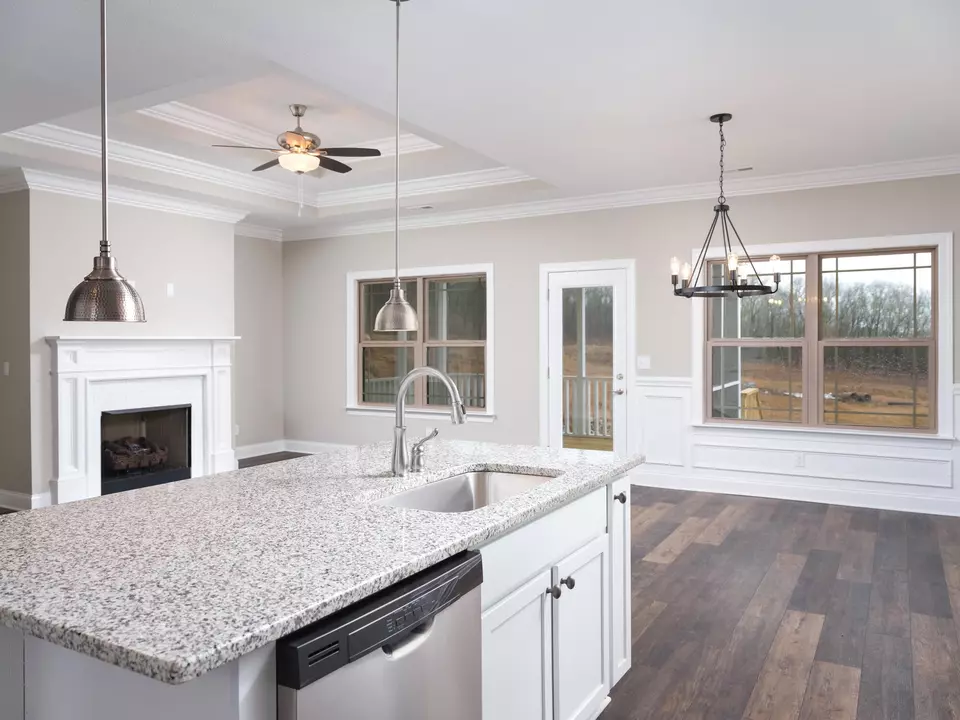 Kitchen - 3054 Discovery Dr NW, Cleveland, TN 37312 photo 4 of 7