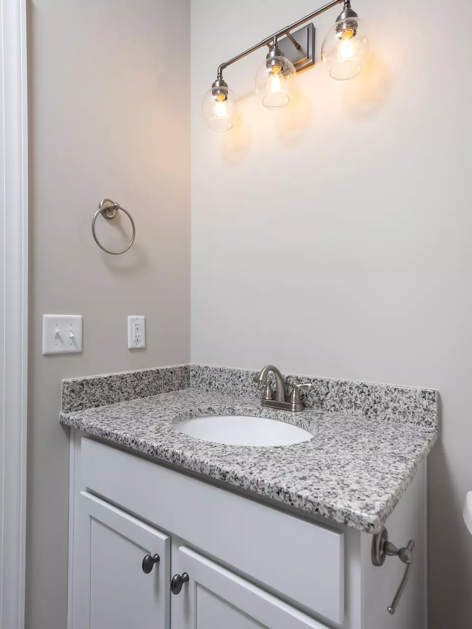 Bath - 3054 Discovery Dr NW, Cleveland, TN 37312 photo 2 of 4