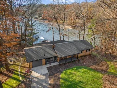 609 Dogwood Ln, Spring City, TN 37381