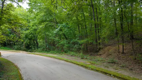 4742 Buckingham Dr, Chattanooga, TN 37421