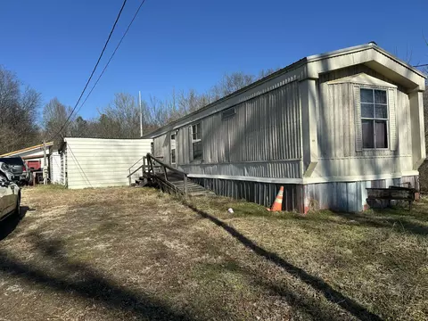 111 County Road 882, Etowah, TN 37331