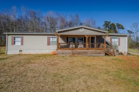 825 Long Mill Rd, Athens, TN 37303