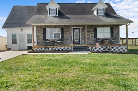 197 Country Meadows Dr, Cleveland, TN 37323