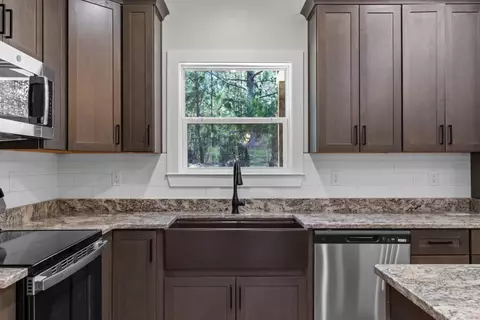 Kitchen - 158 Casson Road Rd, Ocoee, TN 37361 photo 4 of 5