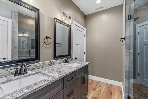 Bath - 158 Casson Road Rd, Ocoee, TN 37361 photo 1 of 6