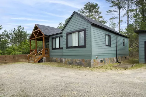 120 Hummingbird Way, Copperhill, TN 37317