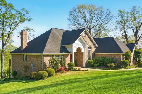 229 Nychole Dr SE, Cleveland, TN 37323