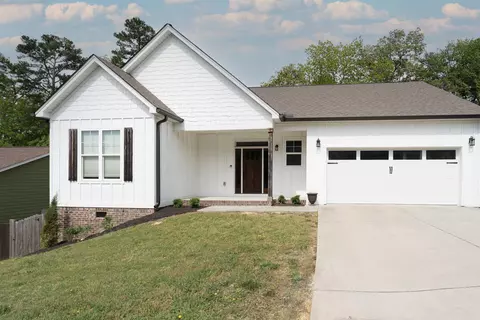 1025 Cottage Stone Ln NE, Cleveland, TN 37312