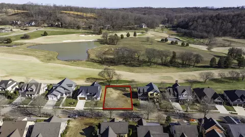 595 Bobcat Run Dr, Loudon, TN 37774