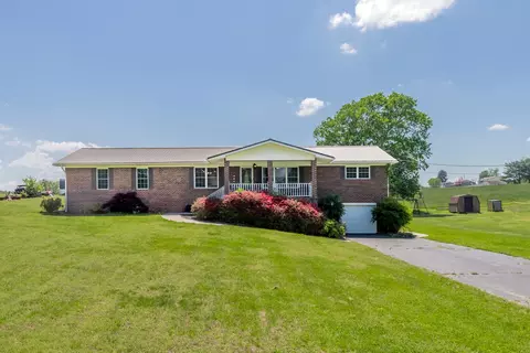 917 Swan Pond Cir Rd, Harriman, TN 37748