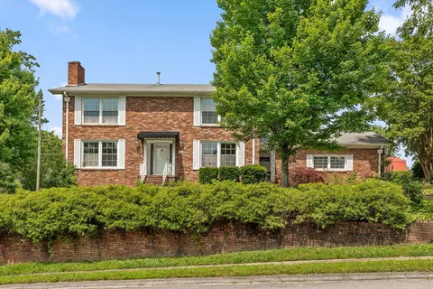 3611 Glen Oaks Dr, Chattanooga, TN 37412