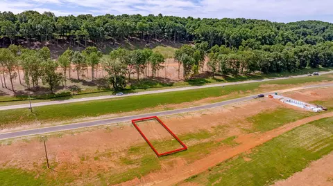 1806 Black Bear Cir, Loudon, TN 37774