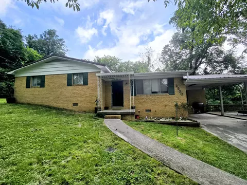 2930 Mountain View Dr SE, Cleveland, TN 37323