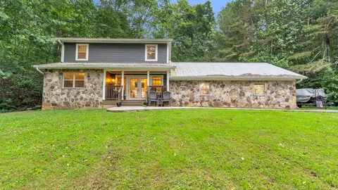 1813 White Oak Valley Rd, Cleveland, TN 37312
