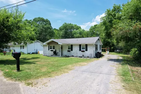 3800 Cross Ln SE, Cleveland, TN 37323