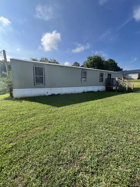 139 Poplar St, Benton, TN 37307