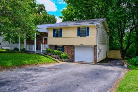 6638 Sandwood Cir, Harrison, TN 37341