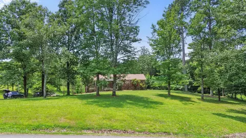 584 Samples Chapel Rd SE, Cleveland, TN 37323
