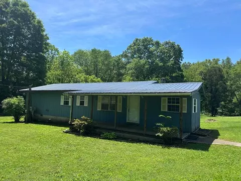 432 Mccallie Ferry Rd, Soddy Daisy, TN 37379