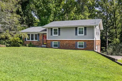 712 Brookhill Dr, Etowah, TN 37331