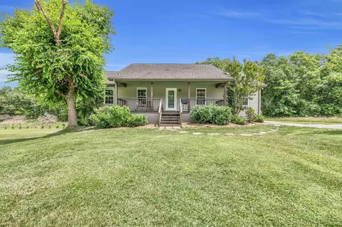 342 Miller Rd, Signal Mountain, TN 37377