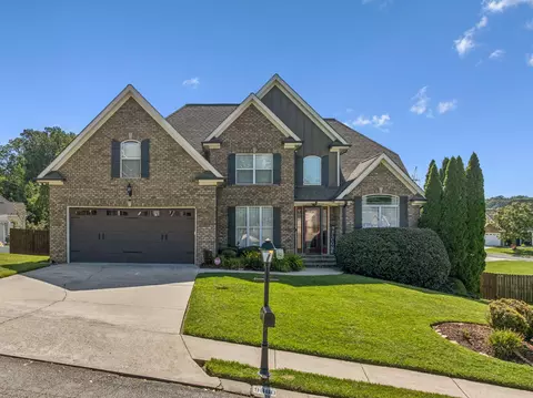 9880 Fieldcrest Dr, Apison, TN 37302