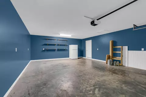 2423 Whitehorse Dr, Crossville, TN 38572